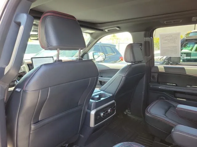 2023 Ford Expedition Limited photo 9