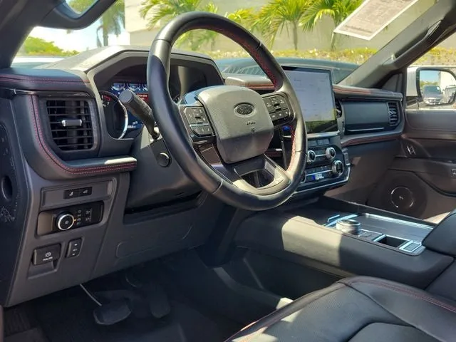 2023 Ford Expedition Limited photo 7