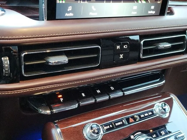 2024 Lincoln Aviator Black Label Premium photo 31