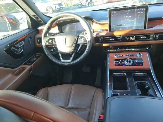 2024 Lincoln Aviator Reserve Premium photo 10