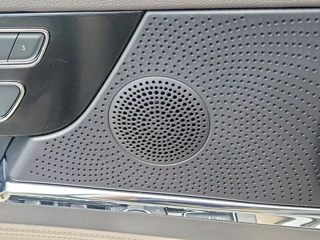 2024 Lincoln Corsair Premiere photo 17
