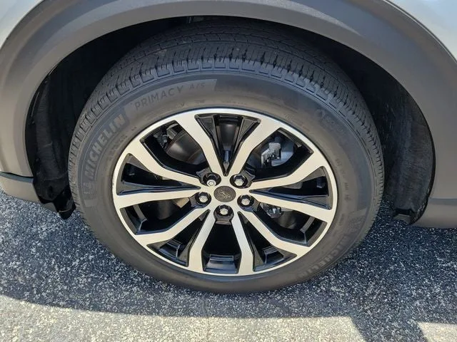 2023 Ford Explorer ST-Line photo 6