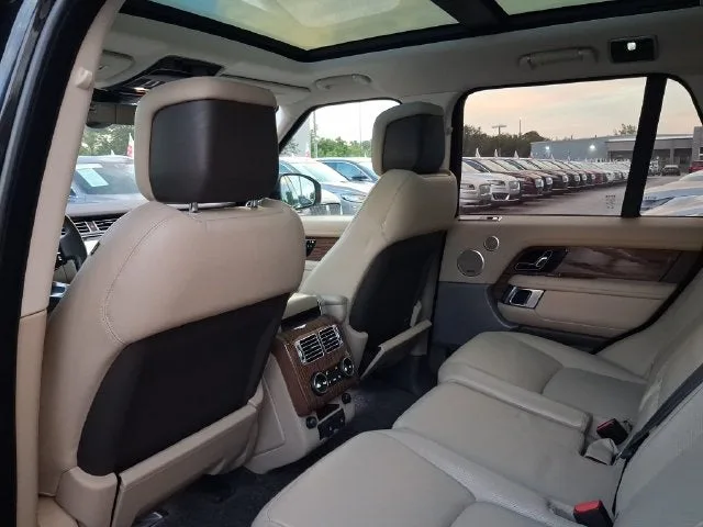 2018 Land Rover Range Rover 5.0L V8 Supercharged photo 5