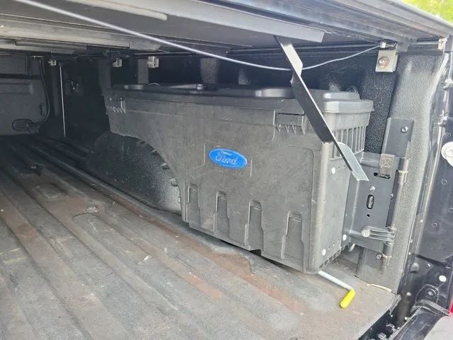 2022 Ford F-350SD Platinum DRW photo 10