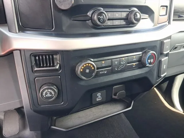 2022 Ford F-150 XLT photo 17
