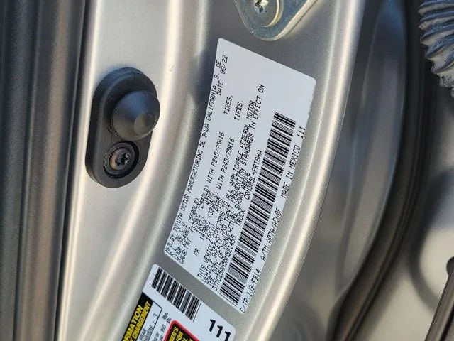 2022 Toyota Tacoma SR V6 photo 15