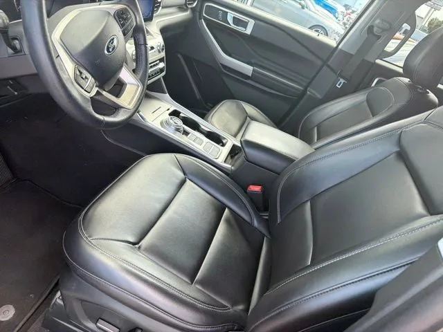 2023 Ford Explorer XLT photo 15