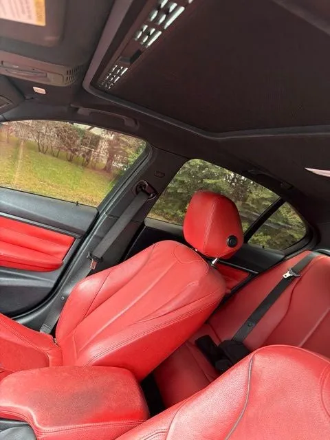 2013 BMW 3 Series 328i photo 3