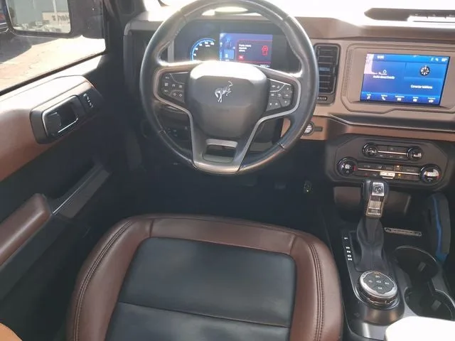 2023 Ford Bronco Outer Banks photo 8