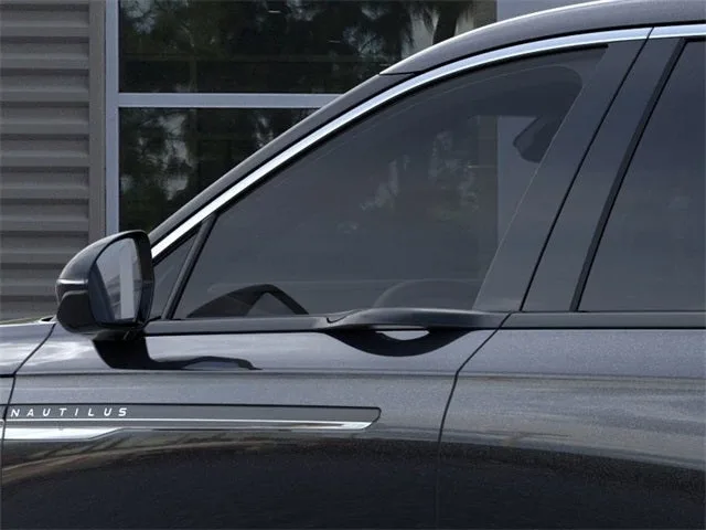 2024 Lincoln Nautilus Premiere photo 20