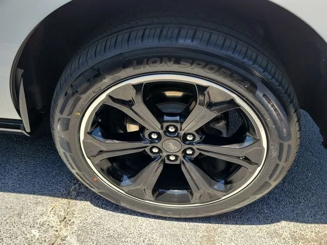2023 Ford Expedition Limited photo 6