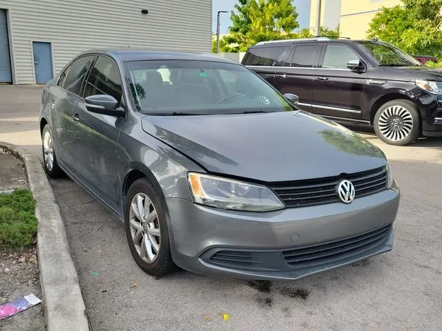 2012 Volkswagen Jetta 2.5L SE photo 3