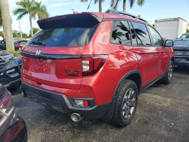 2024 Honda Passport TrailSport photo 3