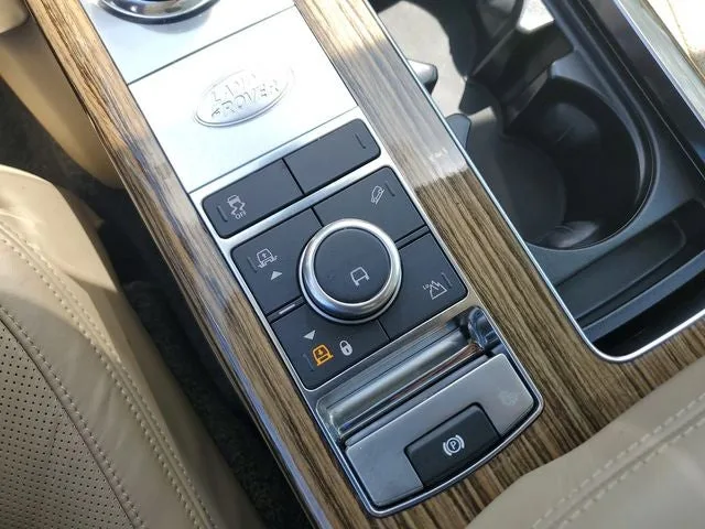 2018 Land Rover Range Rover 5.0L V8 Supercharged photo 32