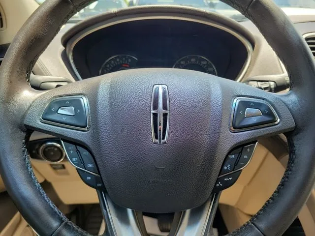 2018 Lincoln MKX Premiere photo 14