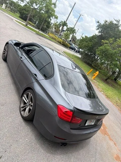 2013 BMW 3 Series 328i photo 4