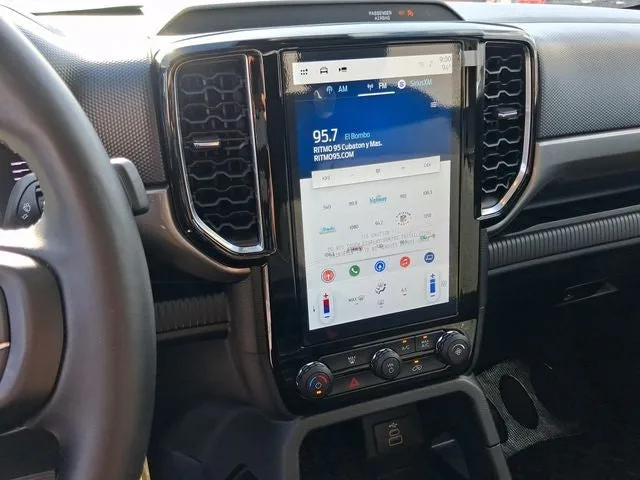 2024 Ford Ranger XLT photo 19
