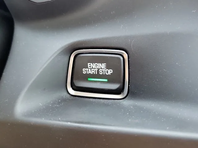 2020 Chevrolet Camaro 1LT photo 25