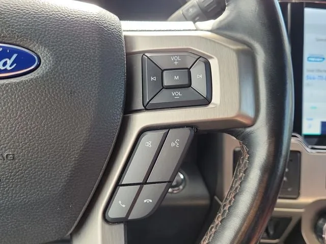 2022 Ford F-350SD Platinum DRW photo 27