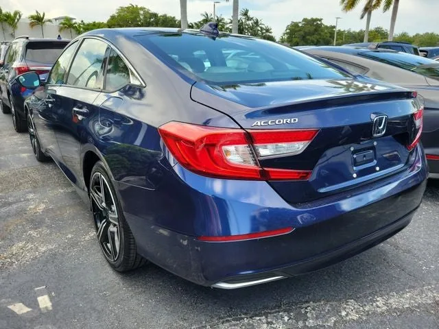 2019 Honda Accord LX photo 4