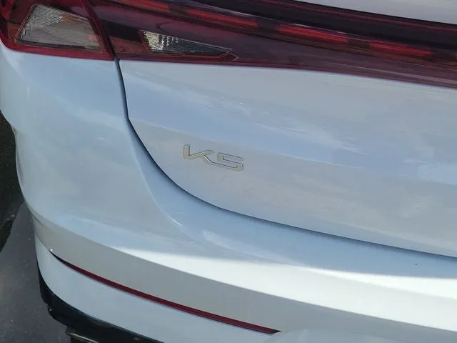 2023 Kia K5 GT photo 6