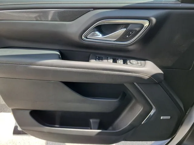2022 GMC Yukon AT4 photo 30