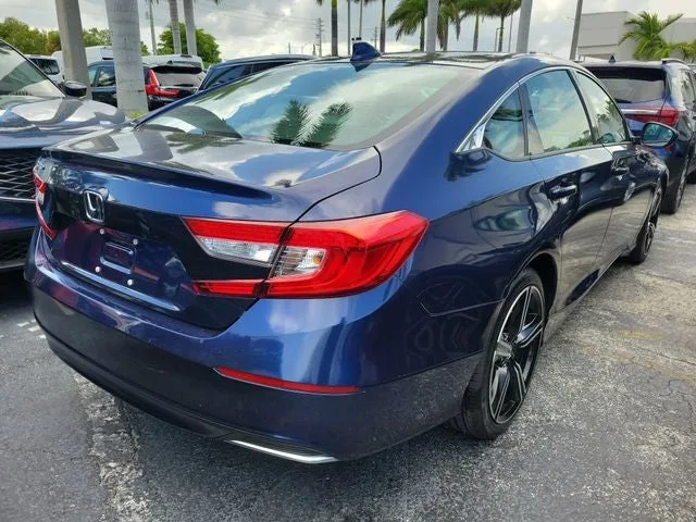 2019 Honda Accord LX photo 3