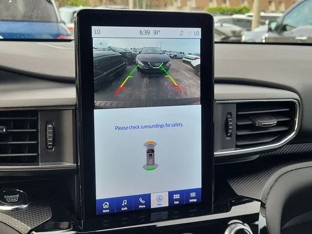 2023 Ford Explorer ST photo 24