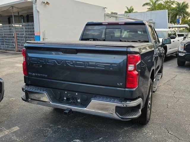 2019 Chevrolet Silverado 1500 LT photo 3