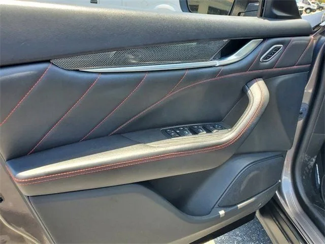 2019 Maserati Levante Base photo 22