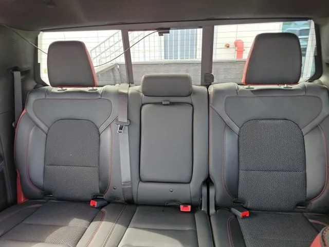 2022 RAM 1500 Rebel photo 15