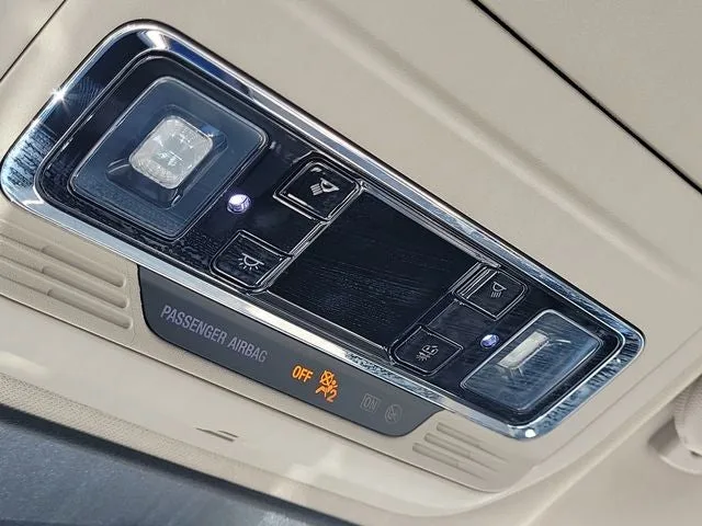 2025 Lincoln Corsair Premiere photo 26