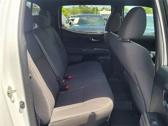 2018 Toyota Tacoma TRD Sport V6 photo 29