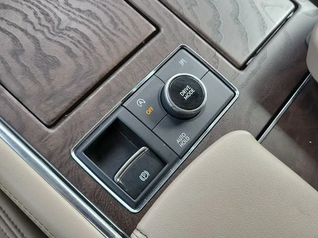 2022 Lincoln Navigator L Reserve photo 27