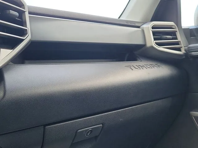 2024 Toyota Tundra SR5 photo 30