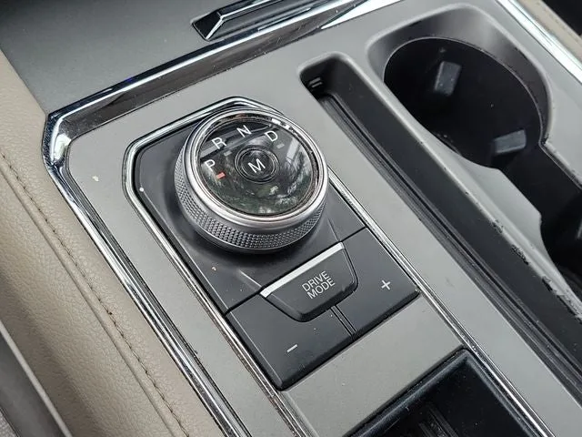2020 Ford Expedition XLT photo 30