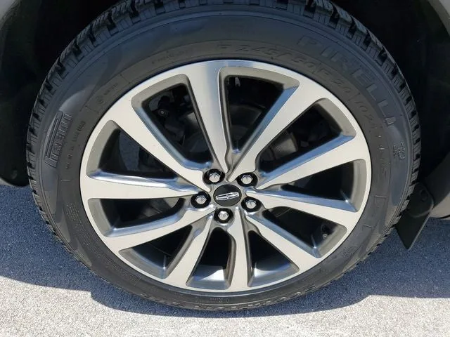 2019 Lincoln Nautilus Select photo 9