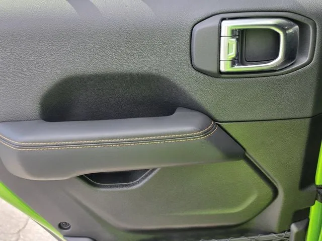 2025 Jeep Wrangler Rubicon 392 photo 12