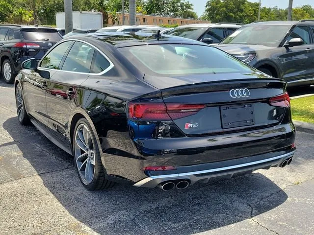 2018 Audi S5 Sportback 3.0T Prestige quattro photo 4