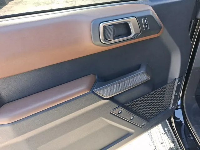 2023 Ford Bronco Outer Banks photo 12