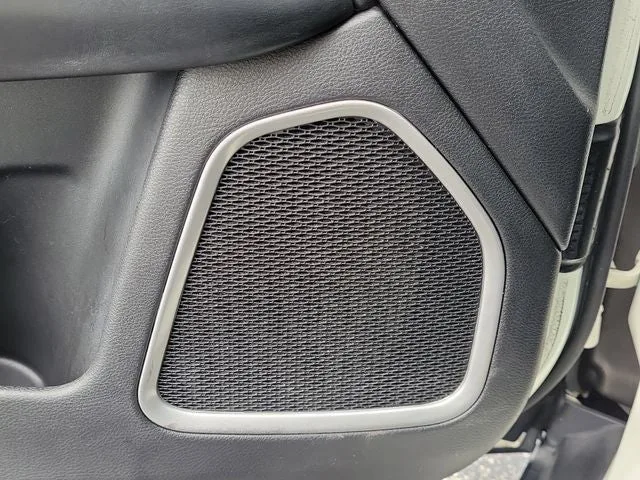 2019 Jeep Compass Latitude photo 16