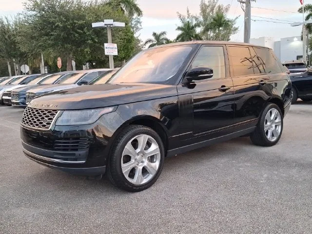 2018 Land Rover Range Rover 5.0L V8 Supercharged photo 2