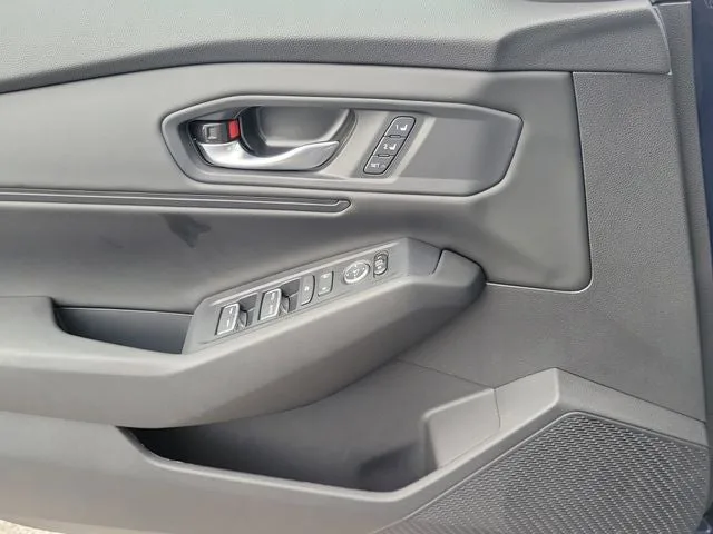 2025 Honda Accord Hybrid EX-L photo 14