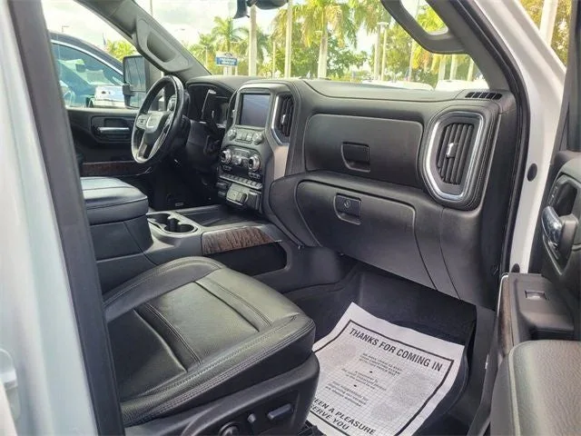 2023 GMC Sierra 2500HD Denali photo 19