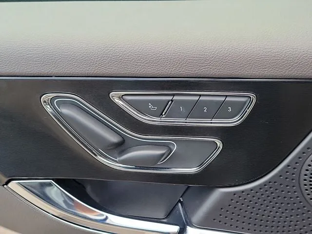 2024 Lincoln Corsair Premiere photo 16
