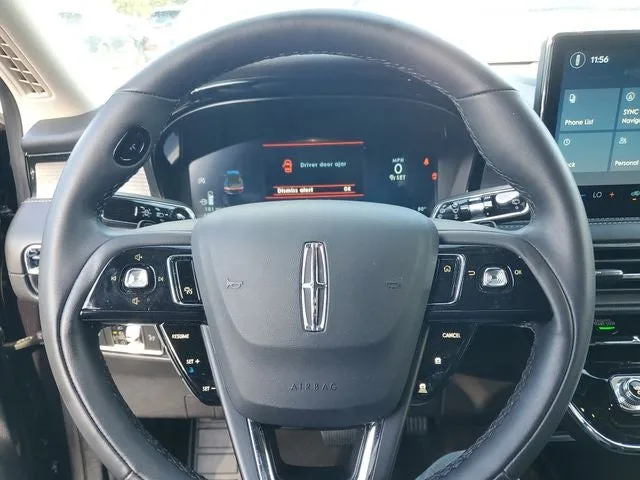2024 Lincoln Corsair Premiere photo 11