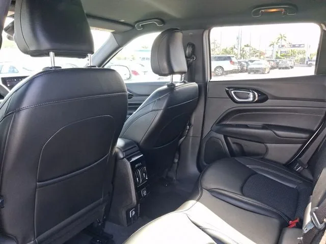 2023 Jeep Compass Latitude photo 5