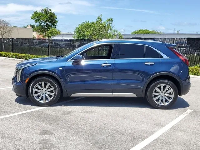 2019 Cadillac XT4 Premium Luxury photo 4