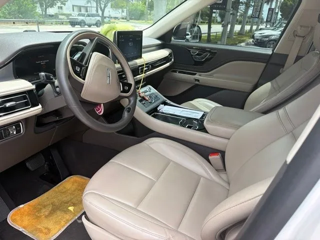 2024 Lincoln Aviator Premiere Premium photo 4