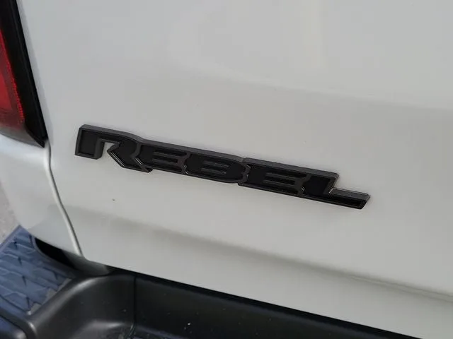 2022 RAM 1500 Rebel photo 7